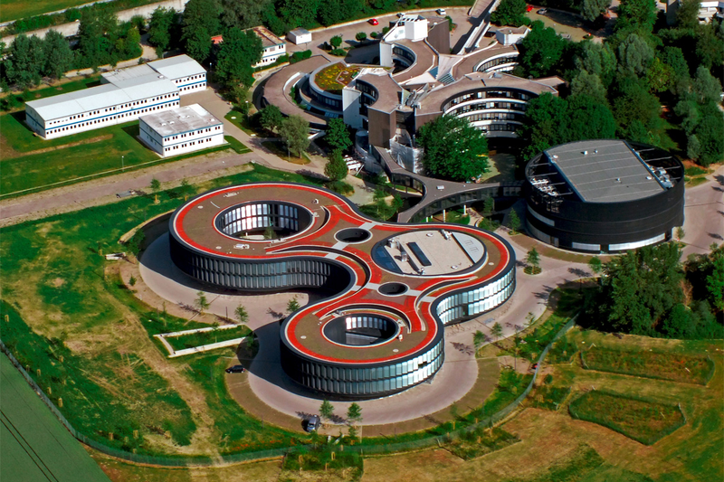 Illustration for article titled These Are the Most Beautiful Science Labs in the World